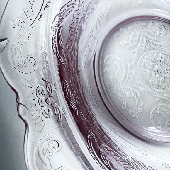 Vintage Pink Glass Depression Era Bowl With Floral Etching & Scalloped Edges ** - Picture 8 of 11